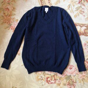 Ann Mashburn V-Neck Cashmere Sweater in Navy Blue, Size Small